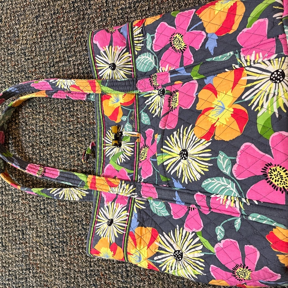 Vera Bradley tote